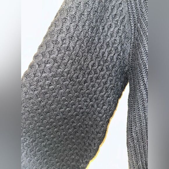 Sanctuary Cable Knit Mock Neck Sweater Size XL - Picture 5 of 7